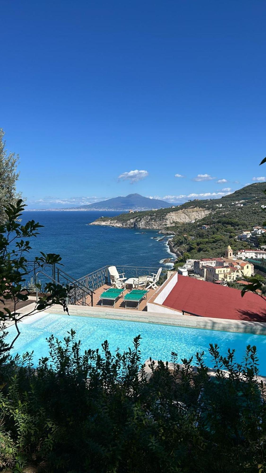 La Fenice -White House- Homeinsorrento- Massa Lubrense Exterior photo